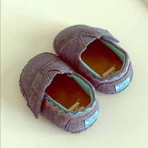 Brand New TOMS Crib Shoe Size 1